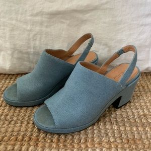 URBAN OUTFITTERS denim sling back block pumps sz 8